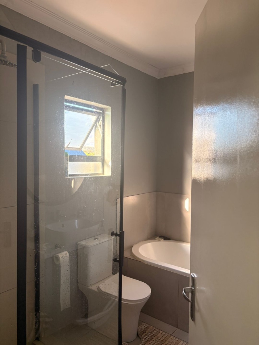 4 Bedroom Property for Sale in Ifafi North West